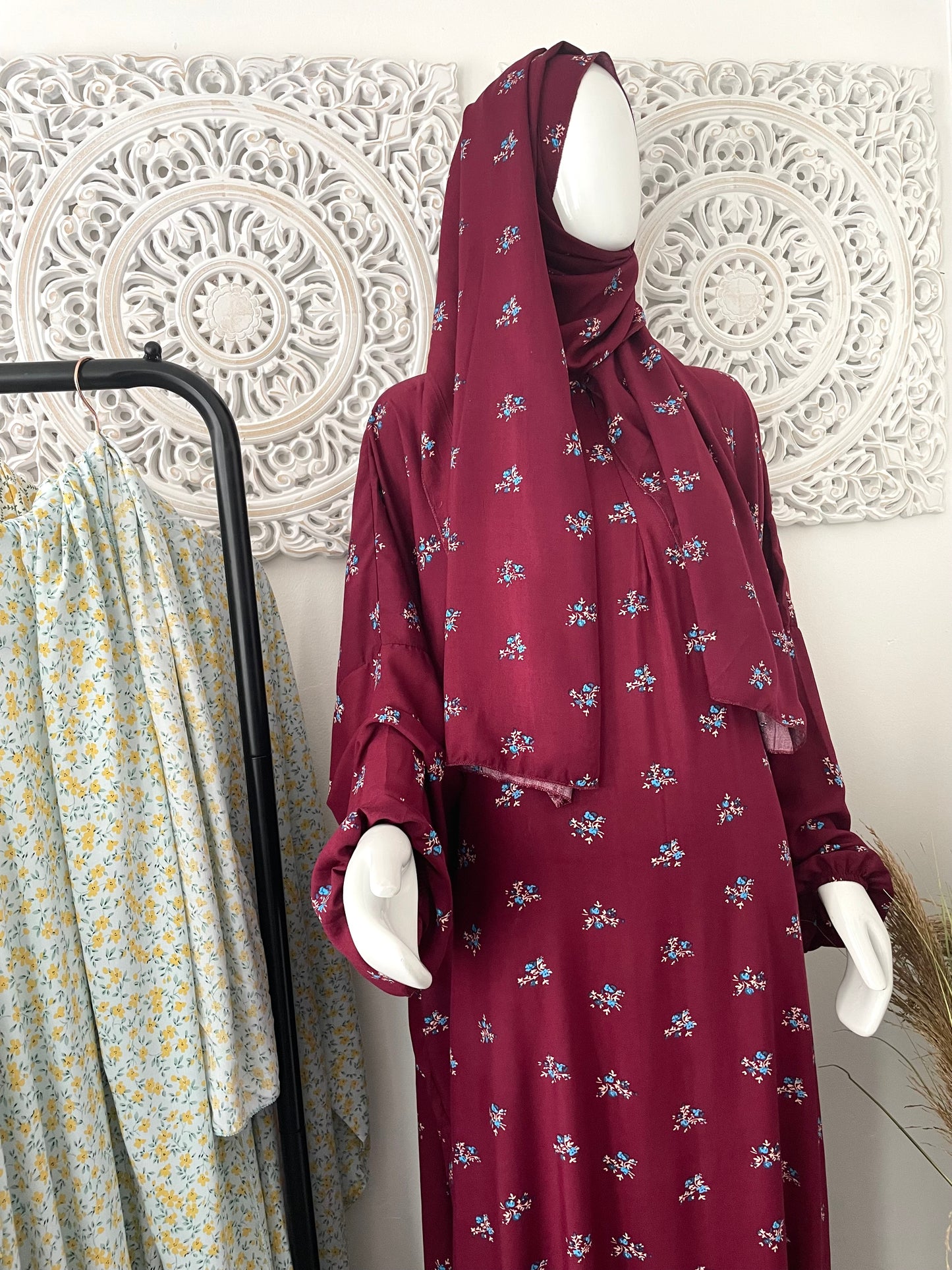Built in 1pc Fatimah prayer printed zipped abaya set - one size