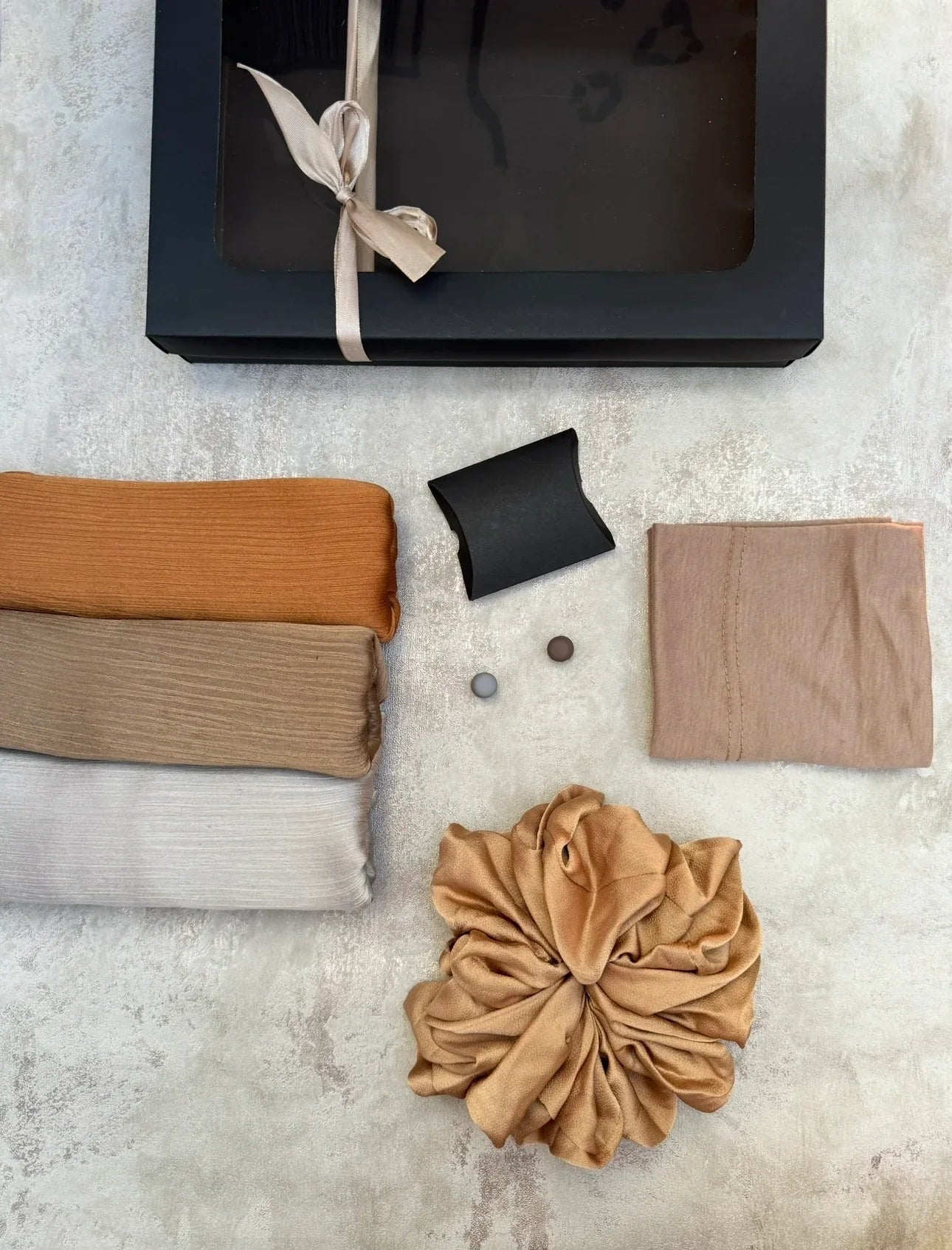 premium plain dubai crinkle 3 ginger hijab set presented in a gift box - Hijab Junkie UK