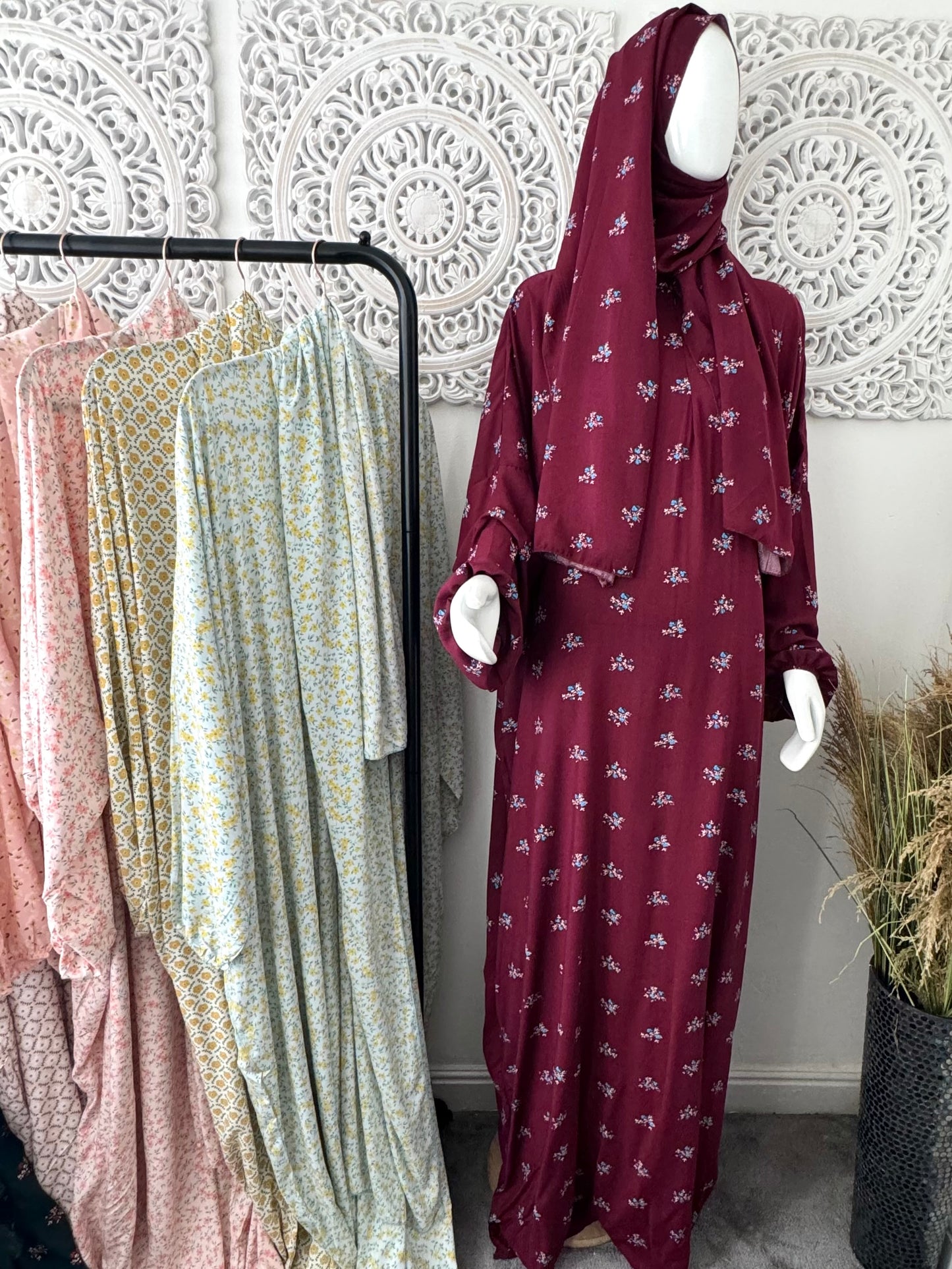 Built in 1pc Fatimah prayer printed zipped abaya set - one size