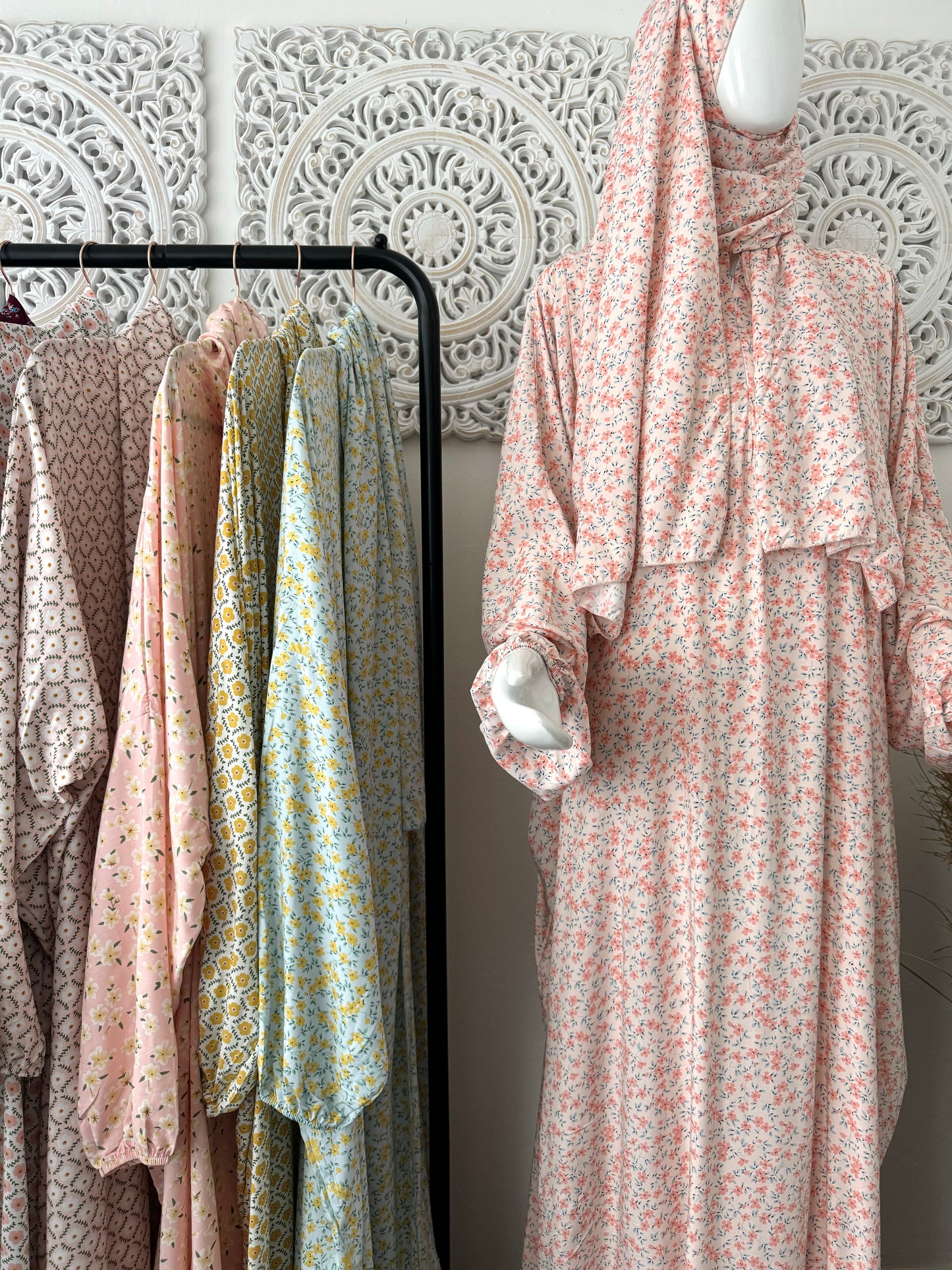 Built in 1pc Fatimah prayer printed zipped abaya set - one size