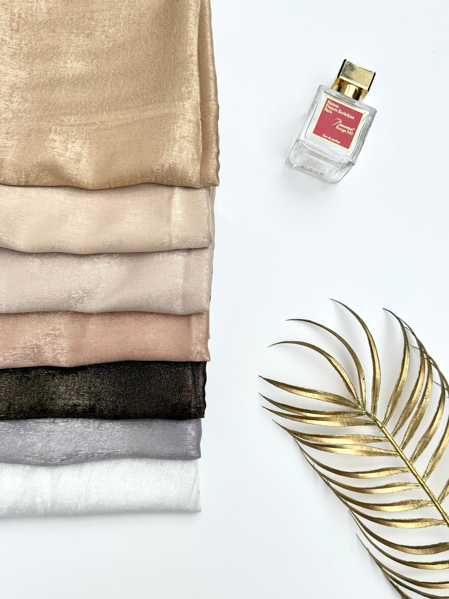 Metallic Parus matt gold hijab