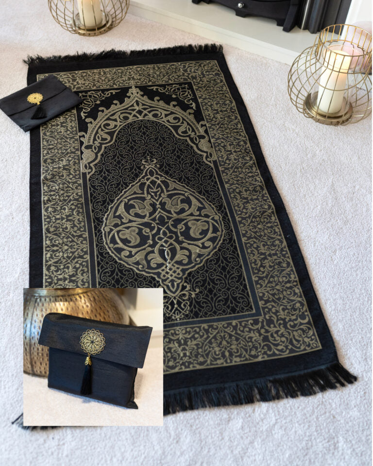 Prayer mat gift set presented in a pouch 4 colours available