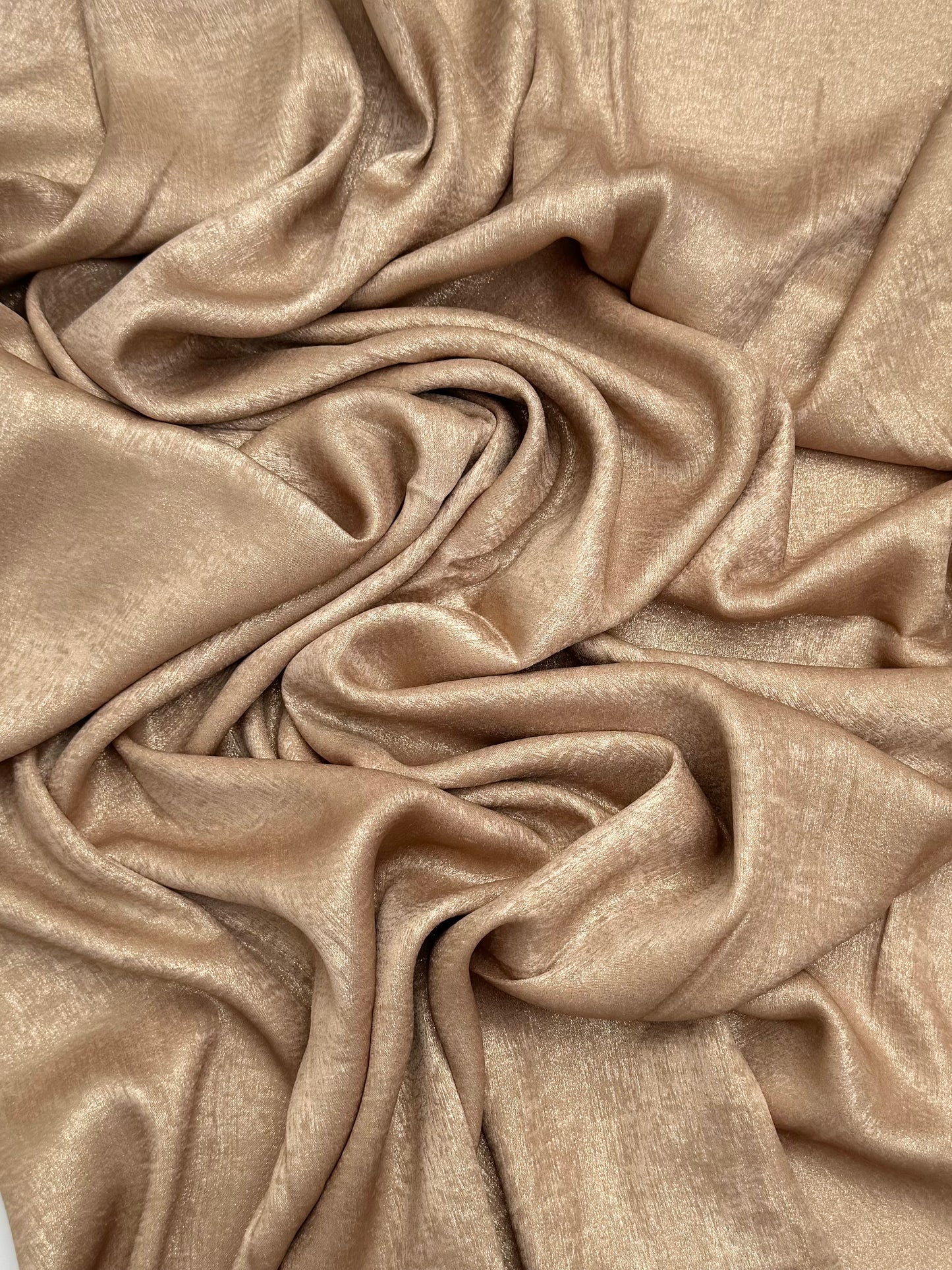 Metallic Parus matt gold hijab