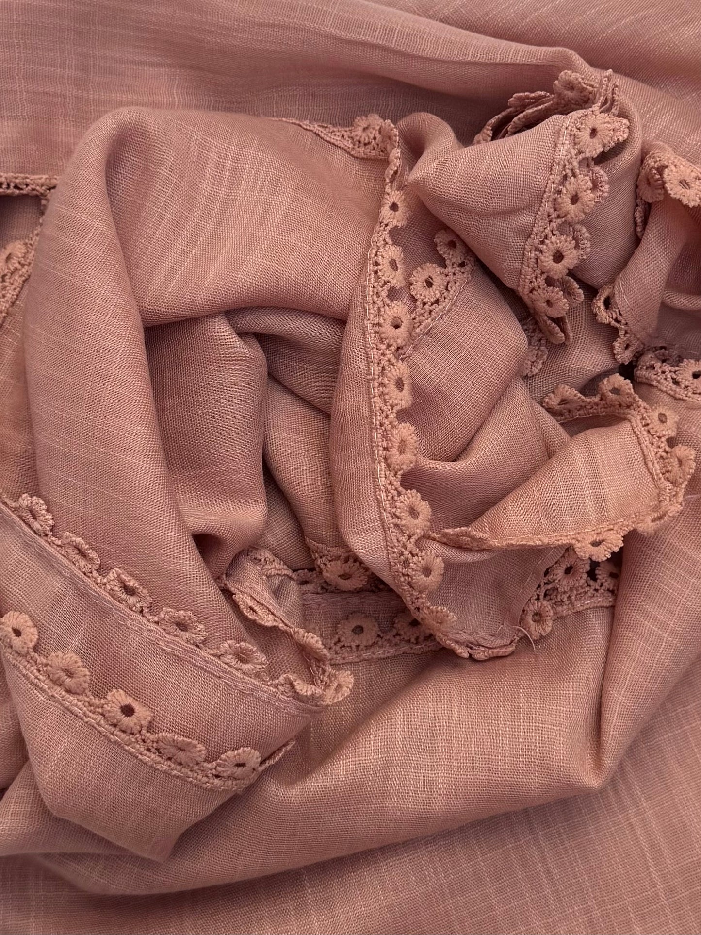 Maxi plain Turkish kinaari pecan hijab