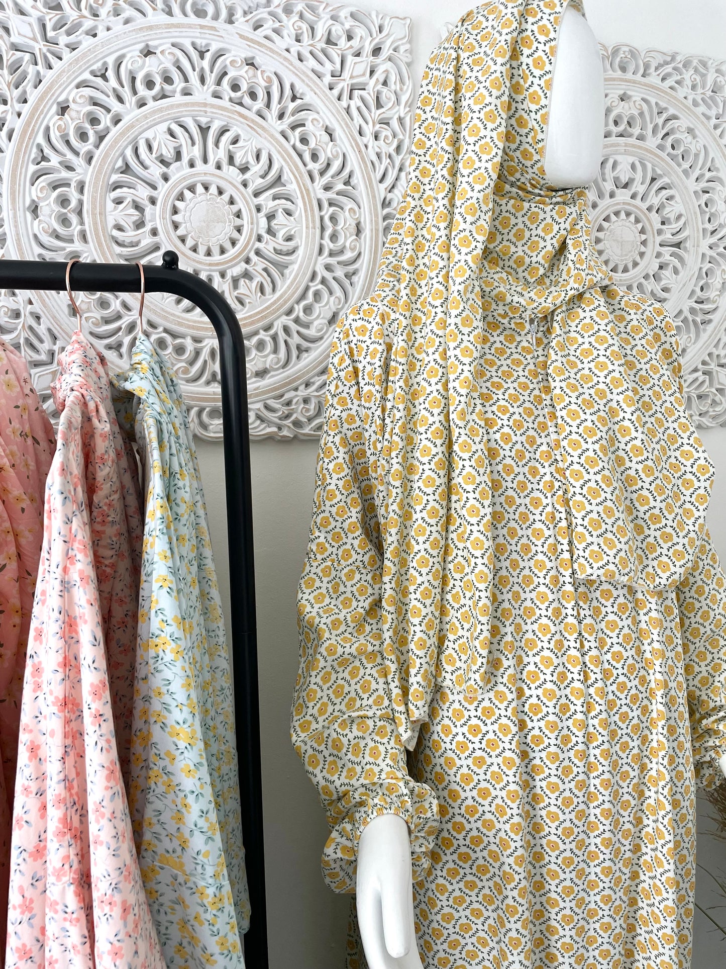 Built in 1pc Fatimah prayer printed zipped abaya set - one size