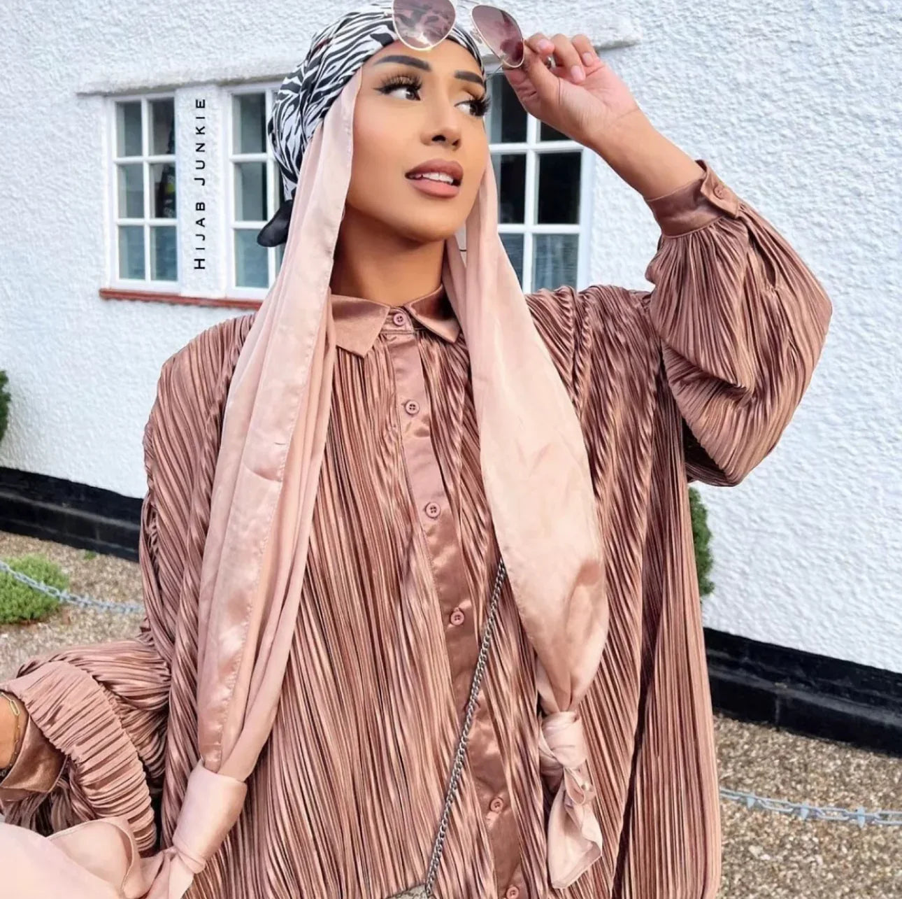 Matt Dubai crinkle silk soft gold hijab - Hijab Junkie UK