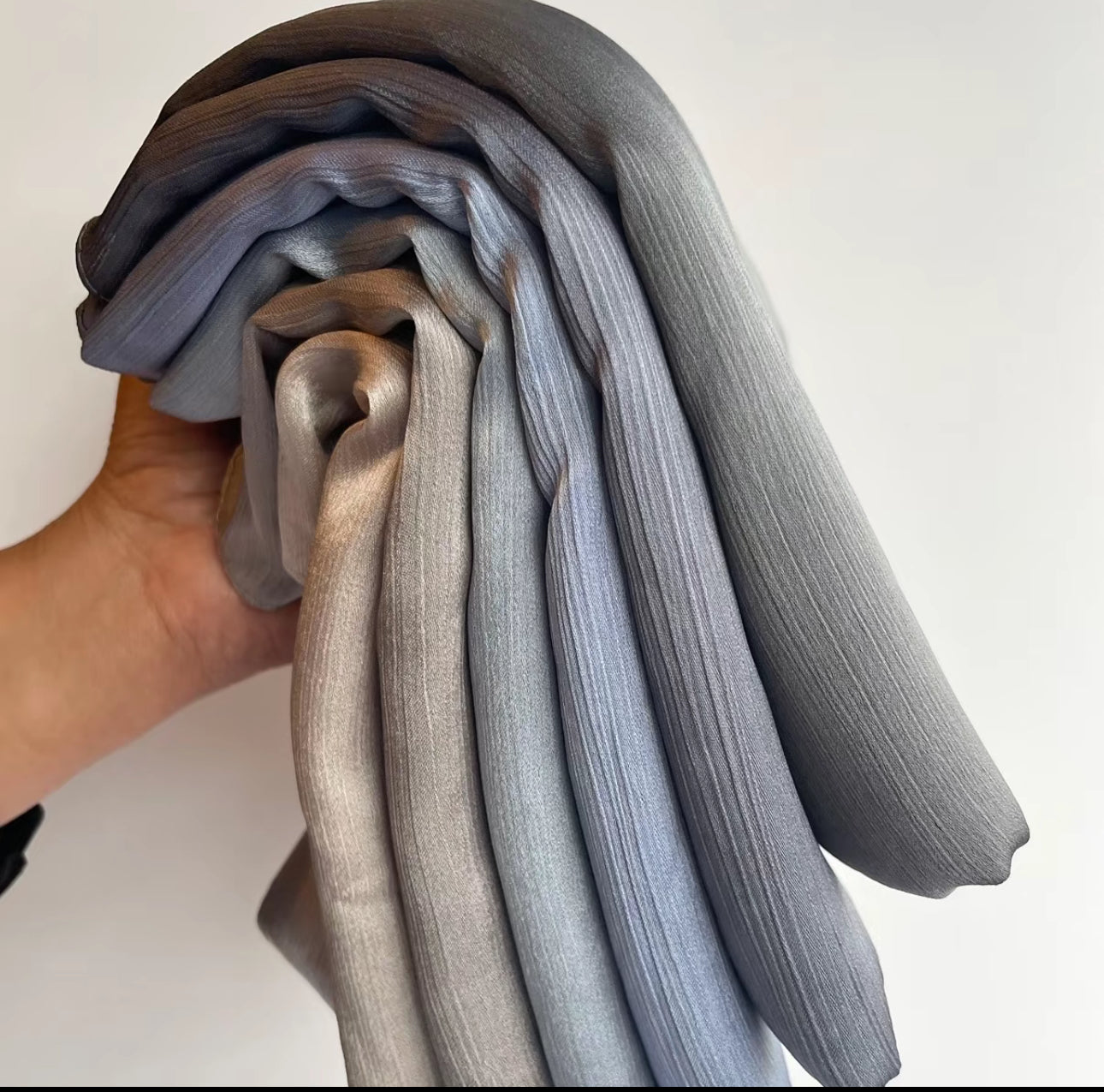 matt Dubai crinkle silk 3 denim blue hijab gift set inc accessories