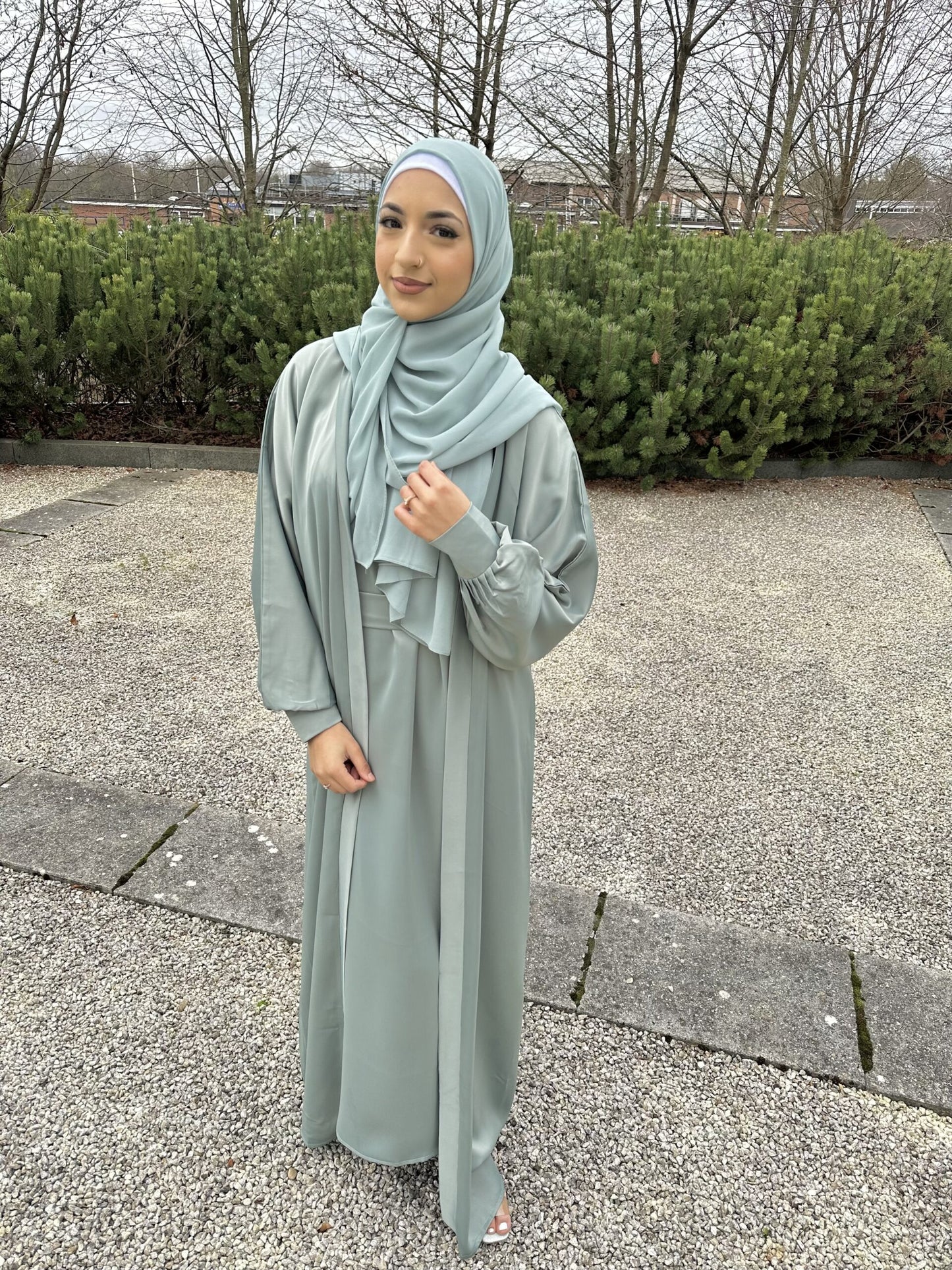 4 piece Maryaam duck egg abaya set