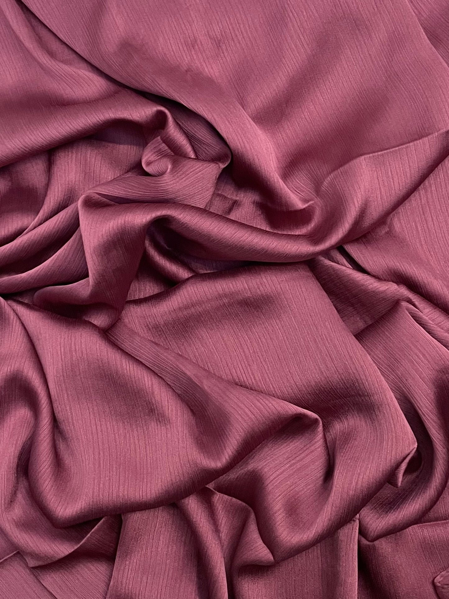 Matt Dubai crinkle silk bubblegum hijab