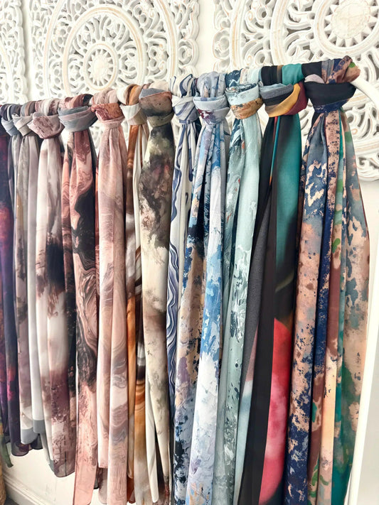 Printed Hijabs vs Patterned Hijabs: What's the Difference?