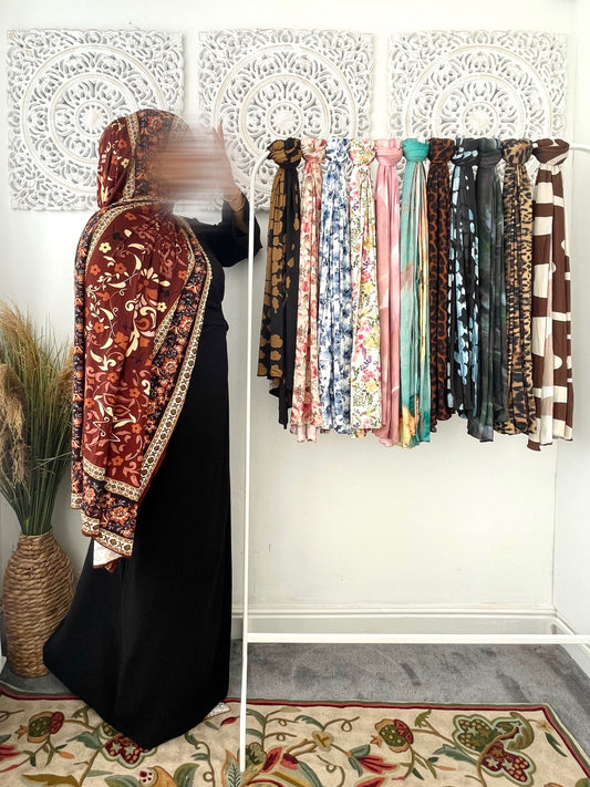 The Complete Guide to Printed Jersey Hijabs: Styles, Styling & Care