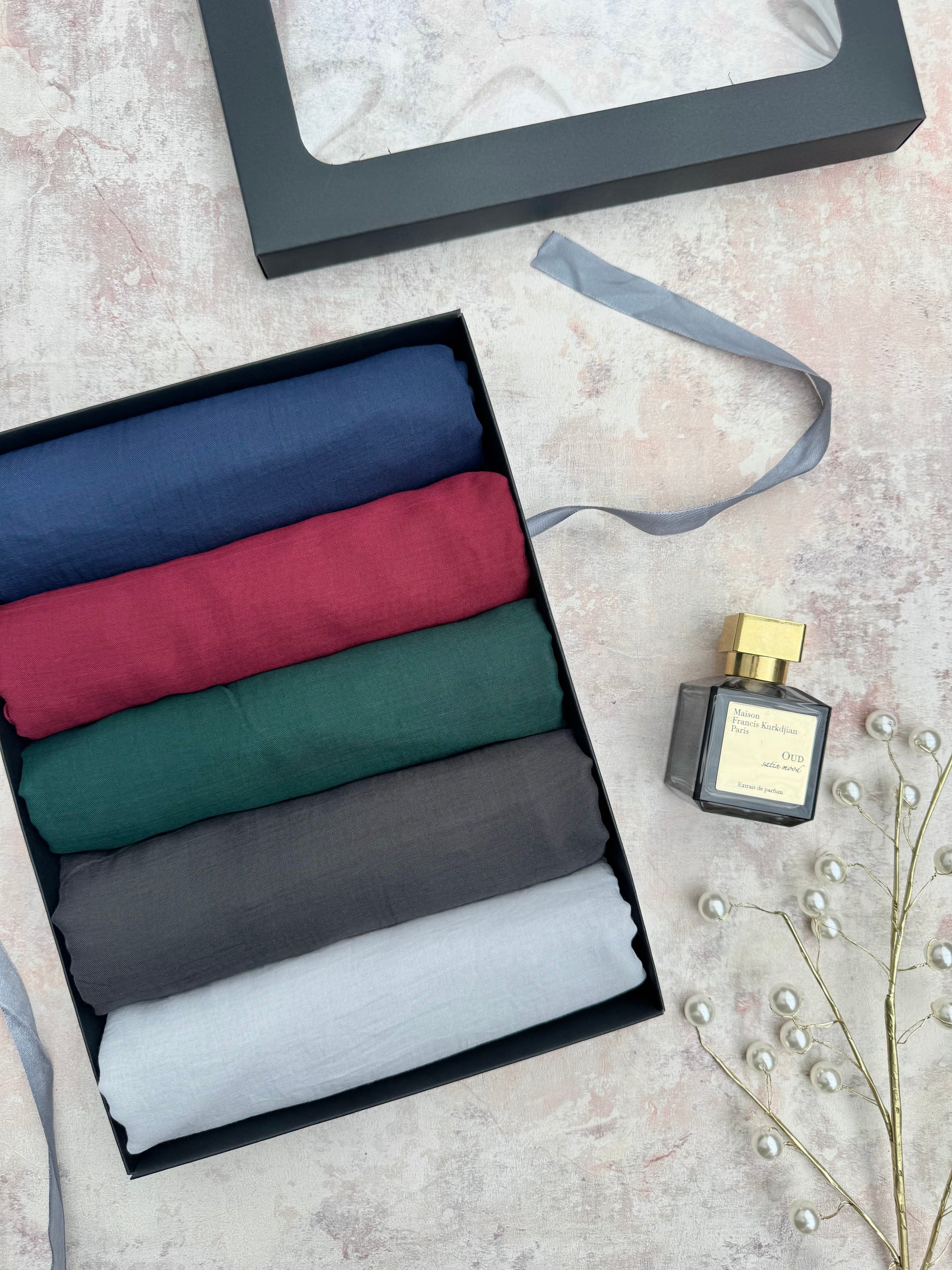 Malai Modal 5 denim blue hijab gift set