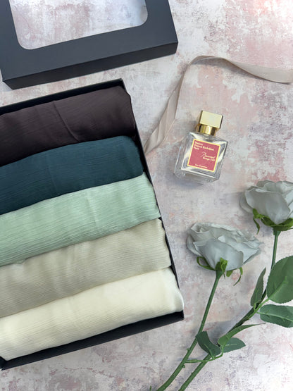 premium plain dubai crinkle 5 poodna hijab set presented in a gift box
