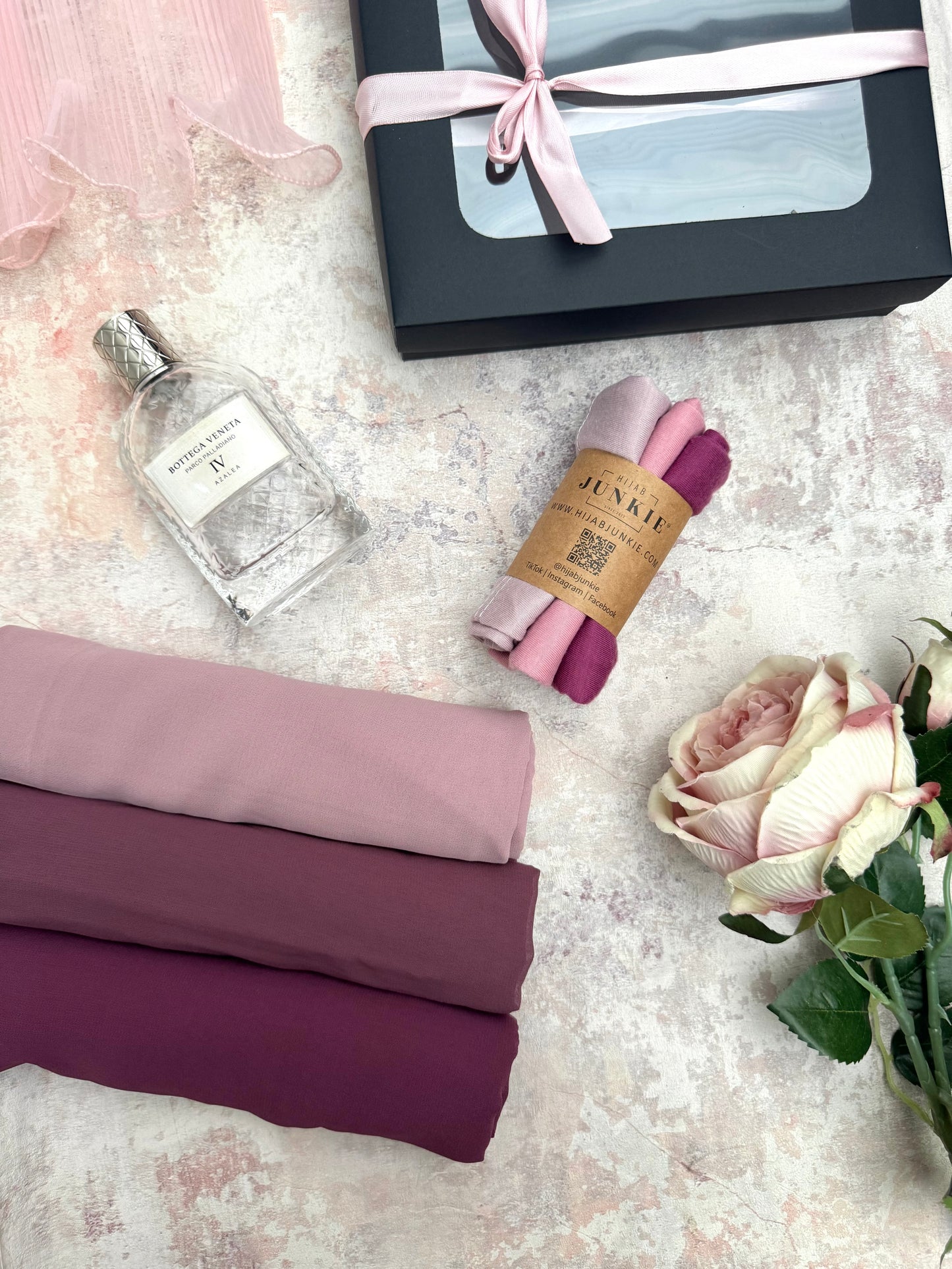 premium plain chiffon 3 lemonade hijab set presented in a gift box