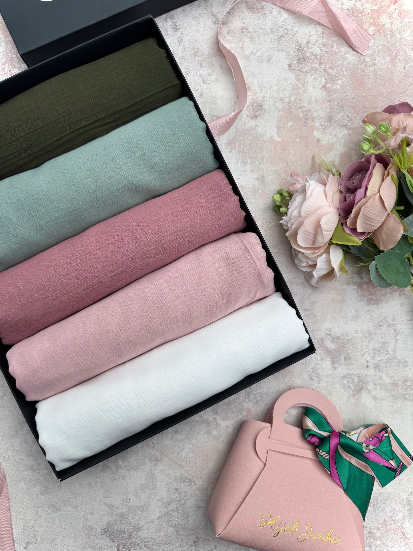 Malai Modal 5 Turkish rose hijab gift set