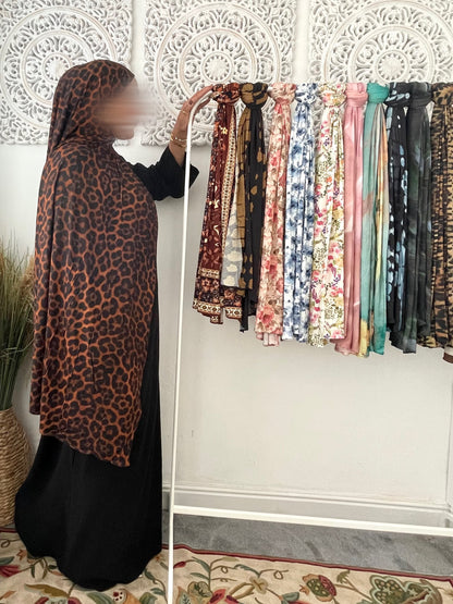 Premium Jersey Leopard Terracotta hijab