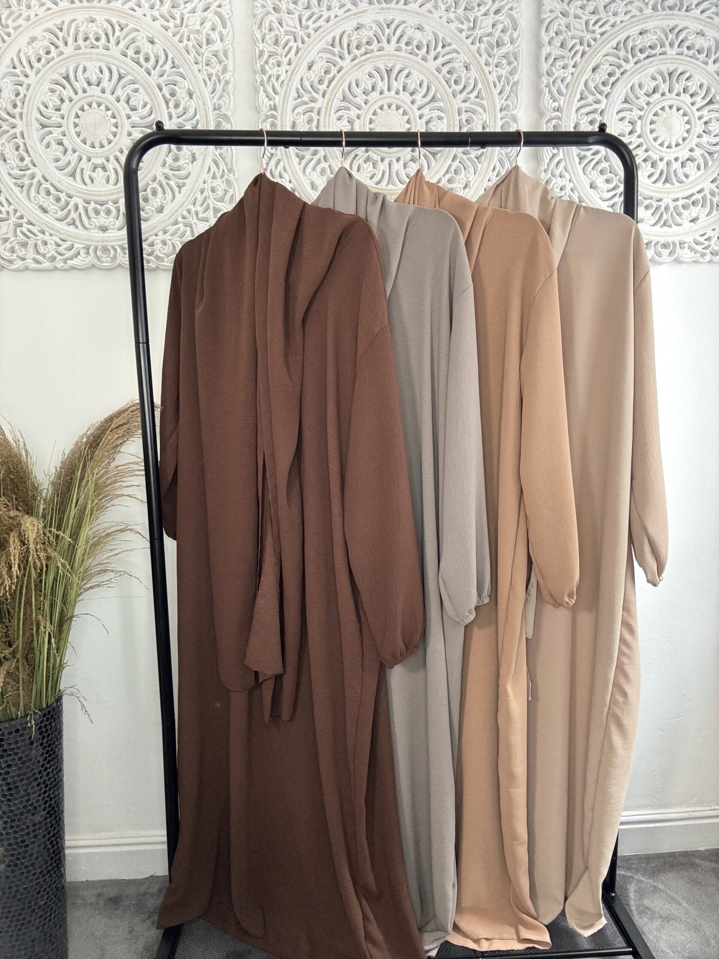 Built in 1pc Fatimah prayer plain light weight abaya set - one size