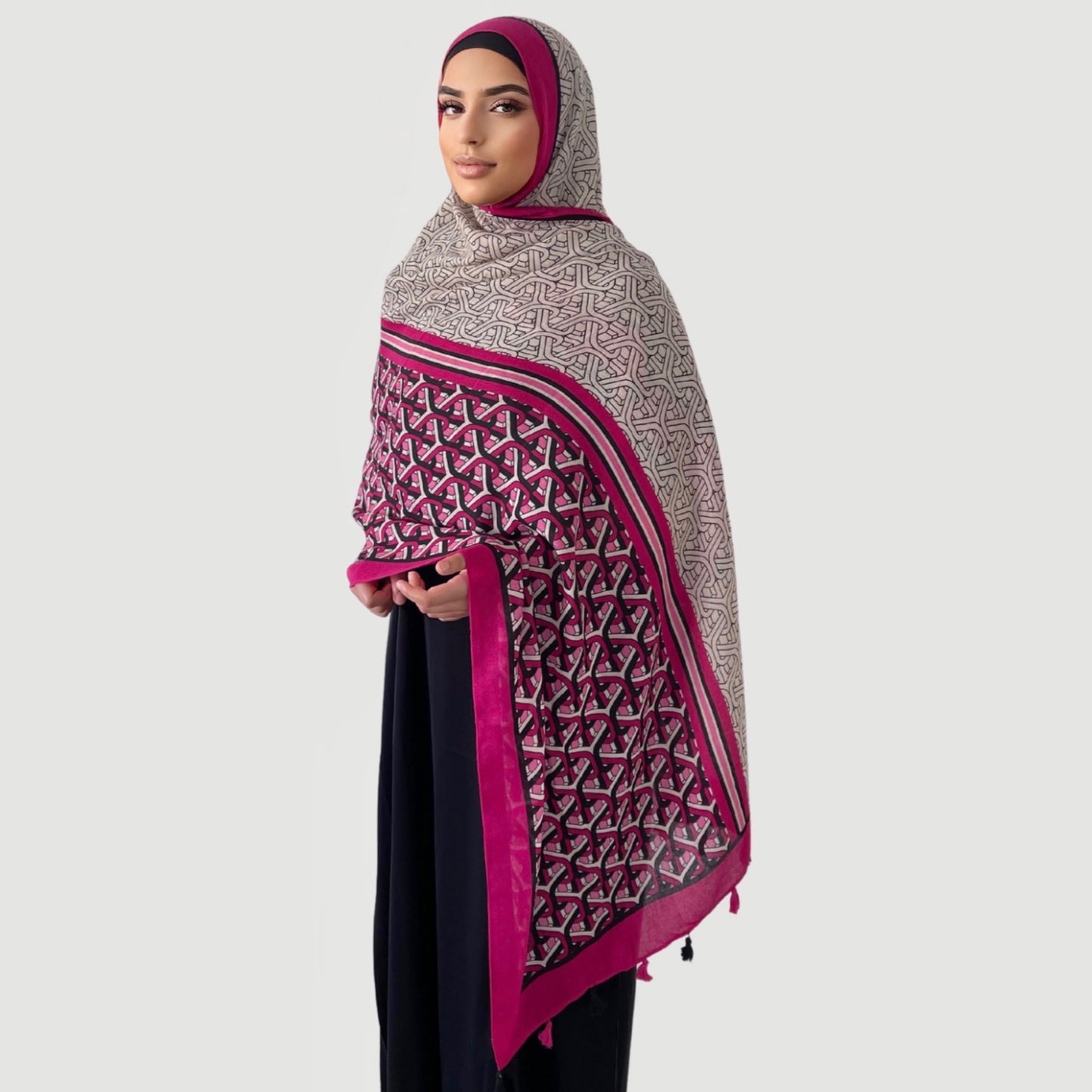 Maxi tassel prestige printed geometric fuchsia hijab